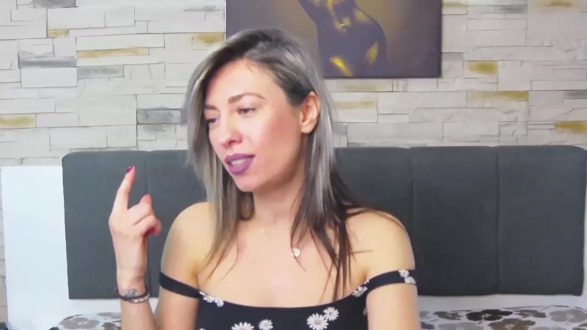 Gallery image thumbnail from PoxyVibe's myfreecams stream on, 01/31/2023, 20:43 image 1 of 20
