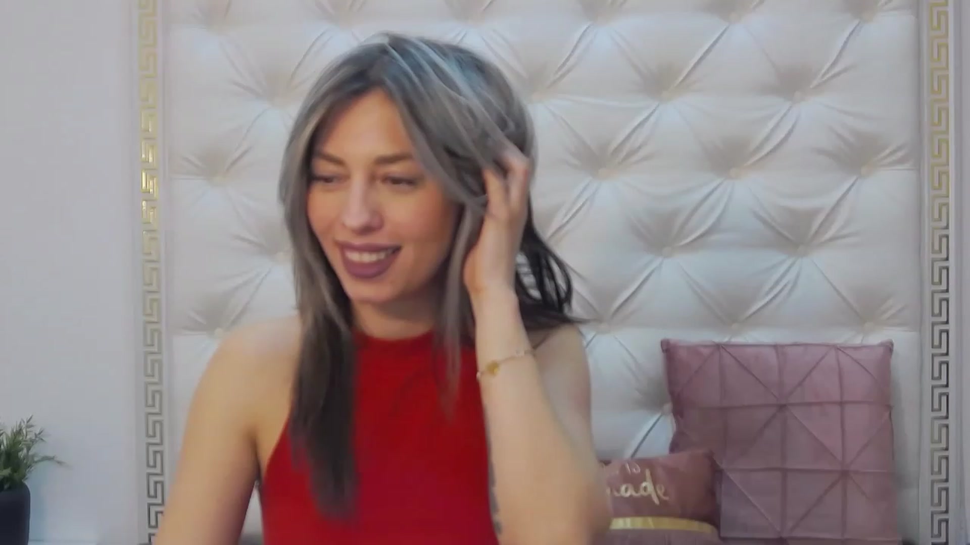 Gallery image thumbnail from PoxyVibe's myfreecams stream on, 02/02/2023, 16:05 image 18 of 20