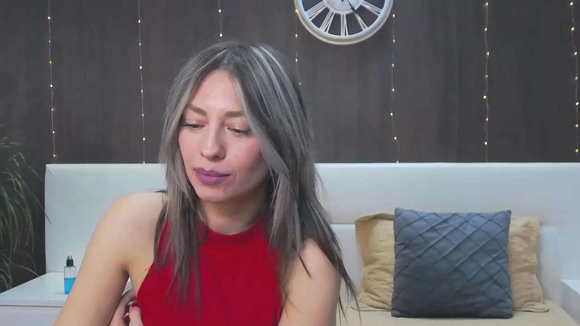 Gallery image thumbnail from PoxyVibe's myfreecams stream on, 02/06/2023, 19:34 image 2 of 20