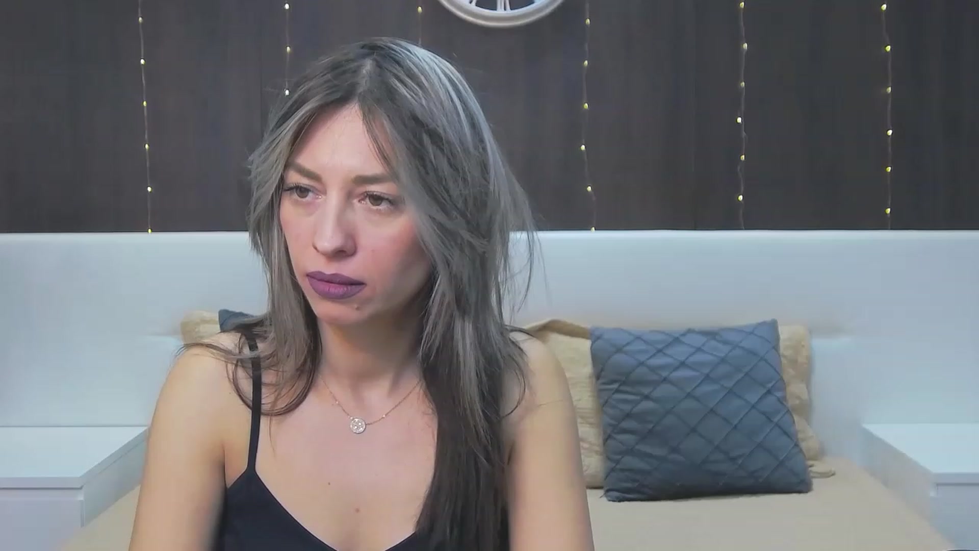 Gallery image thumbnail from PoxyVibe's myfreecams stream on, 02/07/2023, 16:03 image 1 of 20