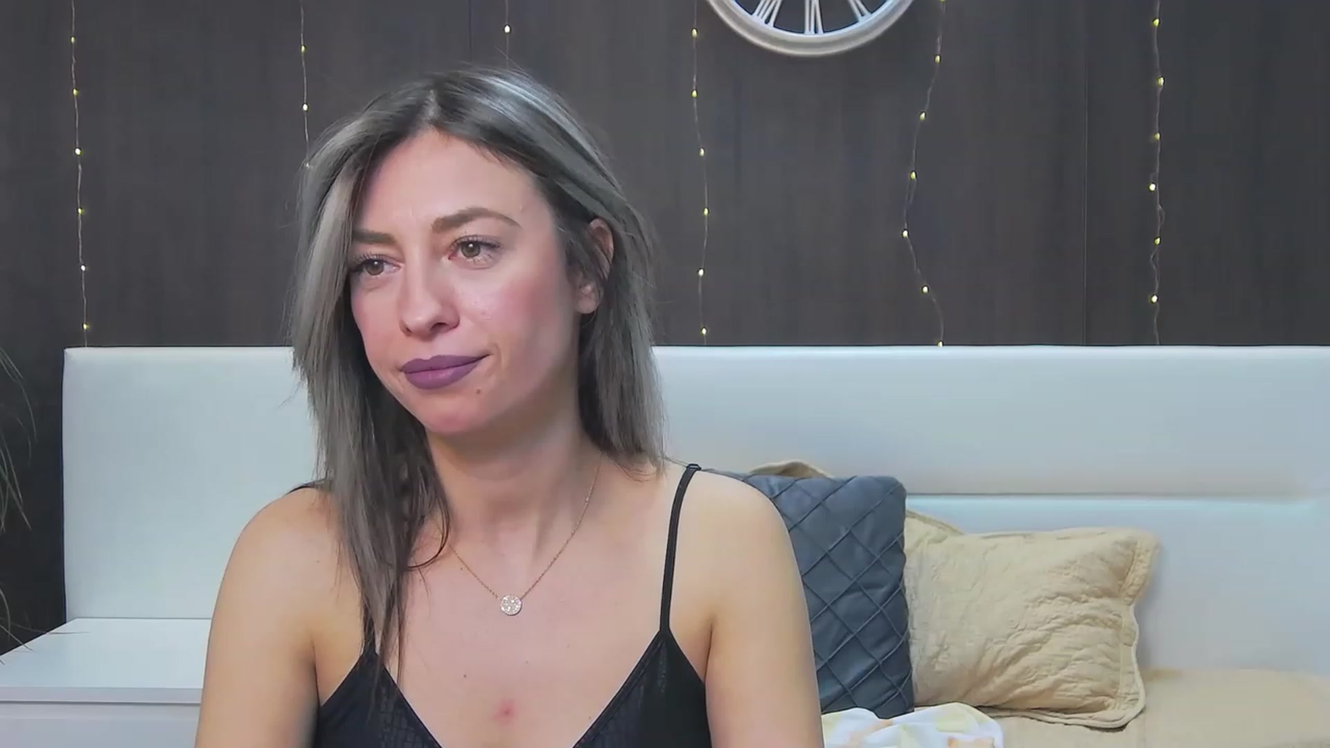 Gallery image thumbnail from PoxyVibe's myfreecams stream on, 02/10/2023, 22:09 image 17 of 20