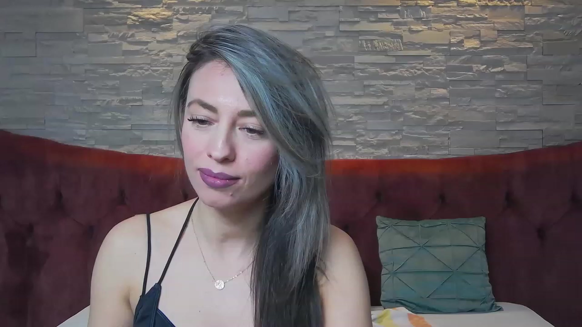 Gallery image thumbnail from PoxyVibe's myfreecams stream on, 02/17/2023, 17:12 image 7 of 20