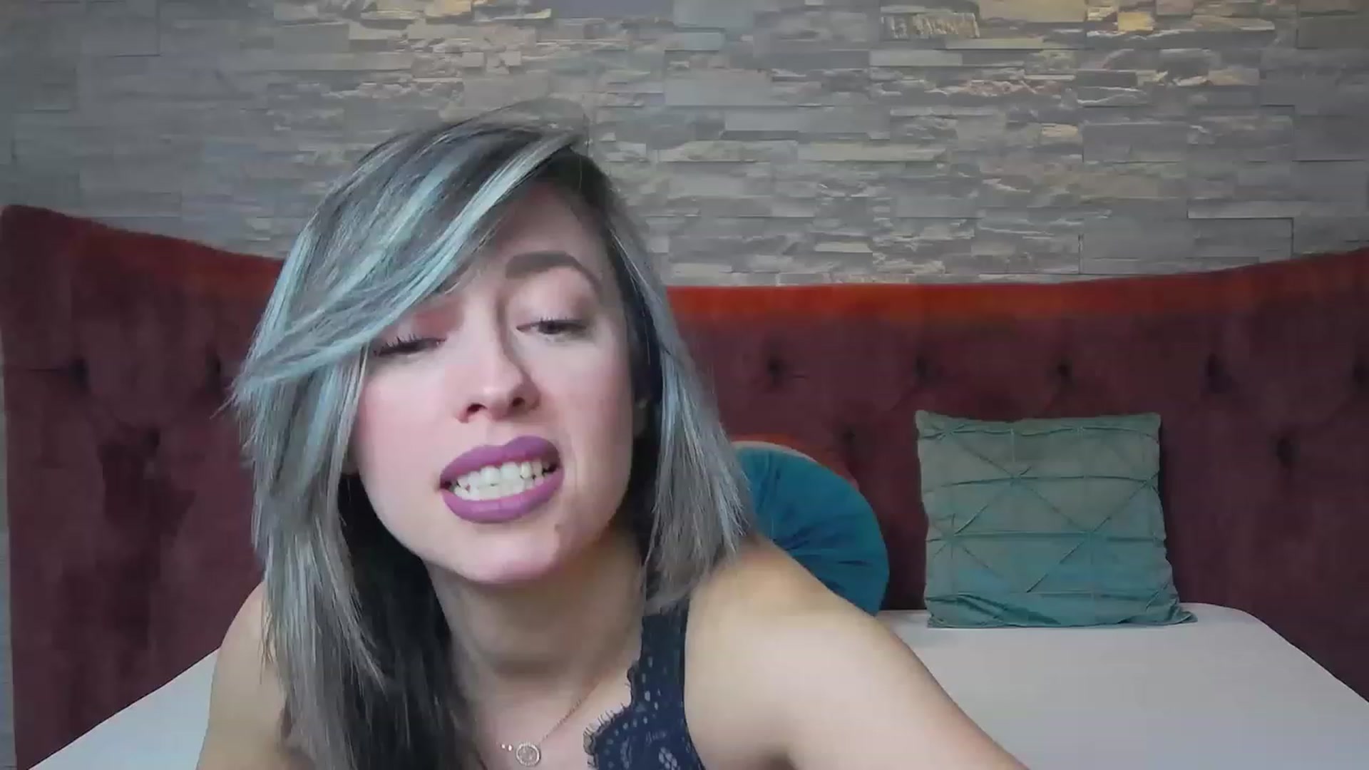 Gallery image thumbnail from PoxyVibe's myfreecams stream on, 02/17/2023, 20:34 image 1 of 20