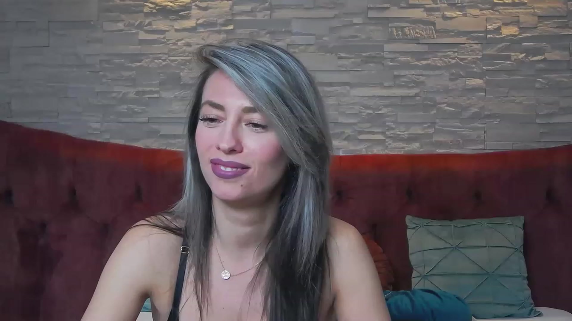 Gallery image thumbnail from PoxyVibe's myfreecams stream on, 02/17/2023, 20:34 image 18 of 20