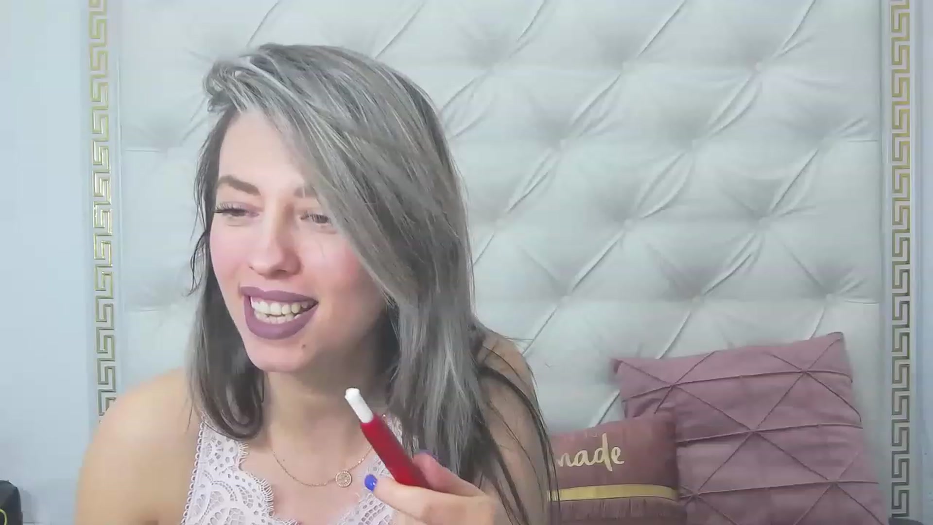 Gallery image thumbnail from PoxyVibe's myfreecams stream on, 02/20/2023, 15:30 image 19 of 20