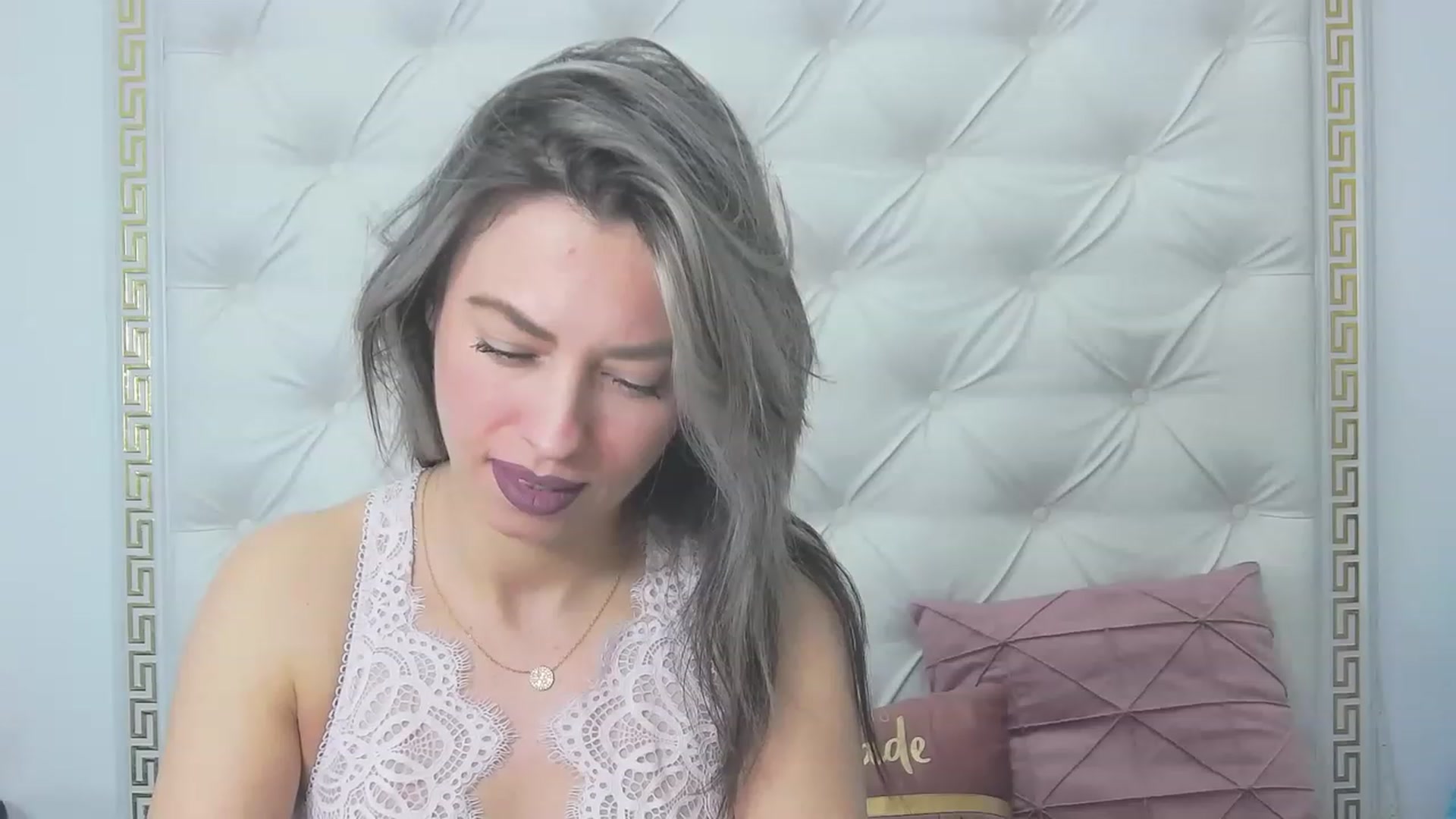 Gallery image thumbnail from PoxyVibe's myfreecams stream on, 02/20/2023, 15:30 image 4 of 20