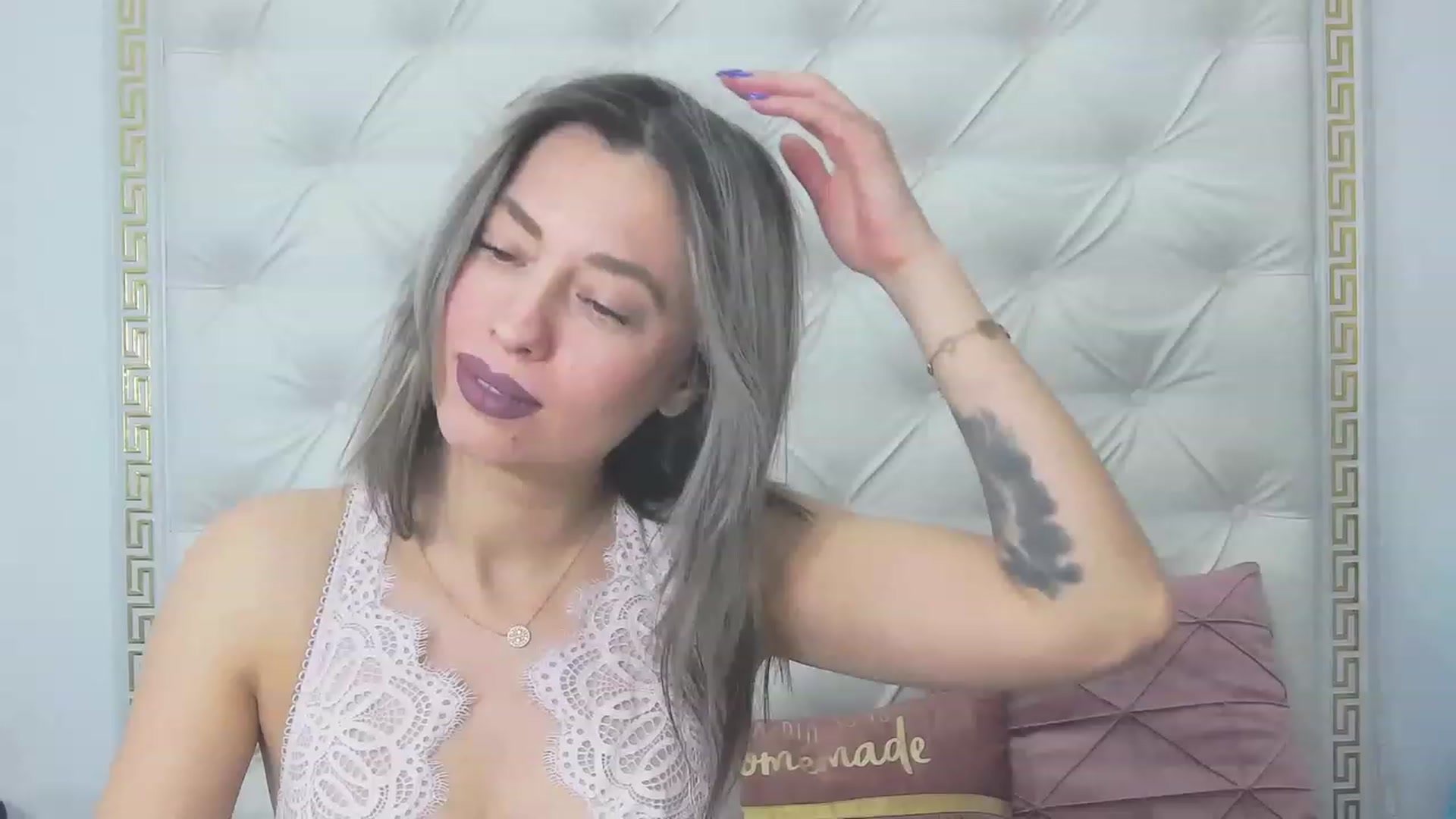 Gallery image thumbnail from PoxyVibe's myfreecams stream on, 02/20/2023, 15:30 image 1 of 20