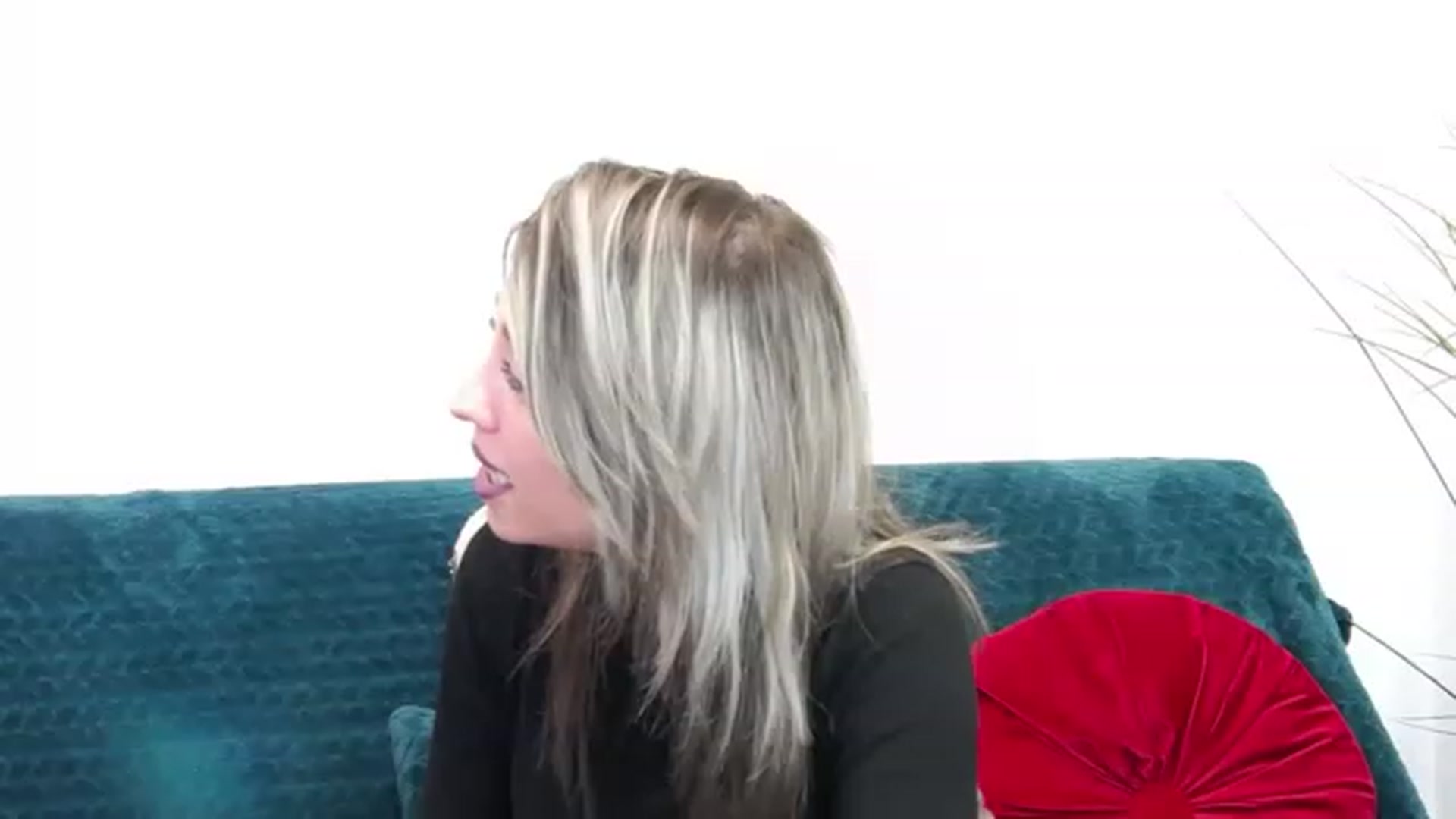 Gallery image thumbnail from PoxyVibe's myfreecams stream on, 02/22/2023, 15:10 image 2 of 20
