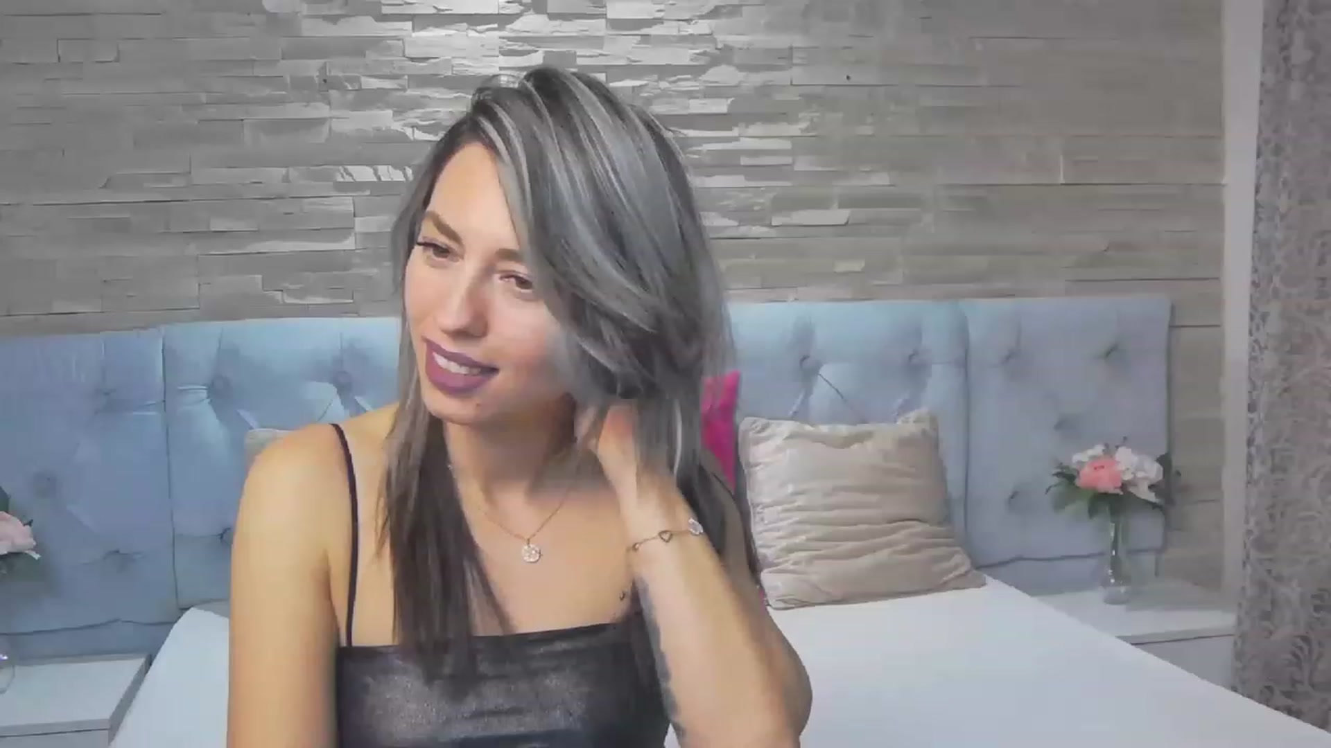 Gallery image thumbnail from PoxyVibe's myfreecams stream on, 02/22/2023, 19:26 image 2 of 20