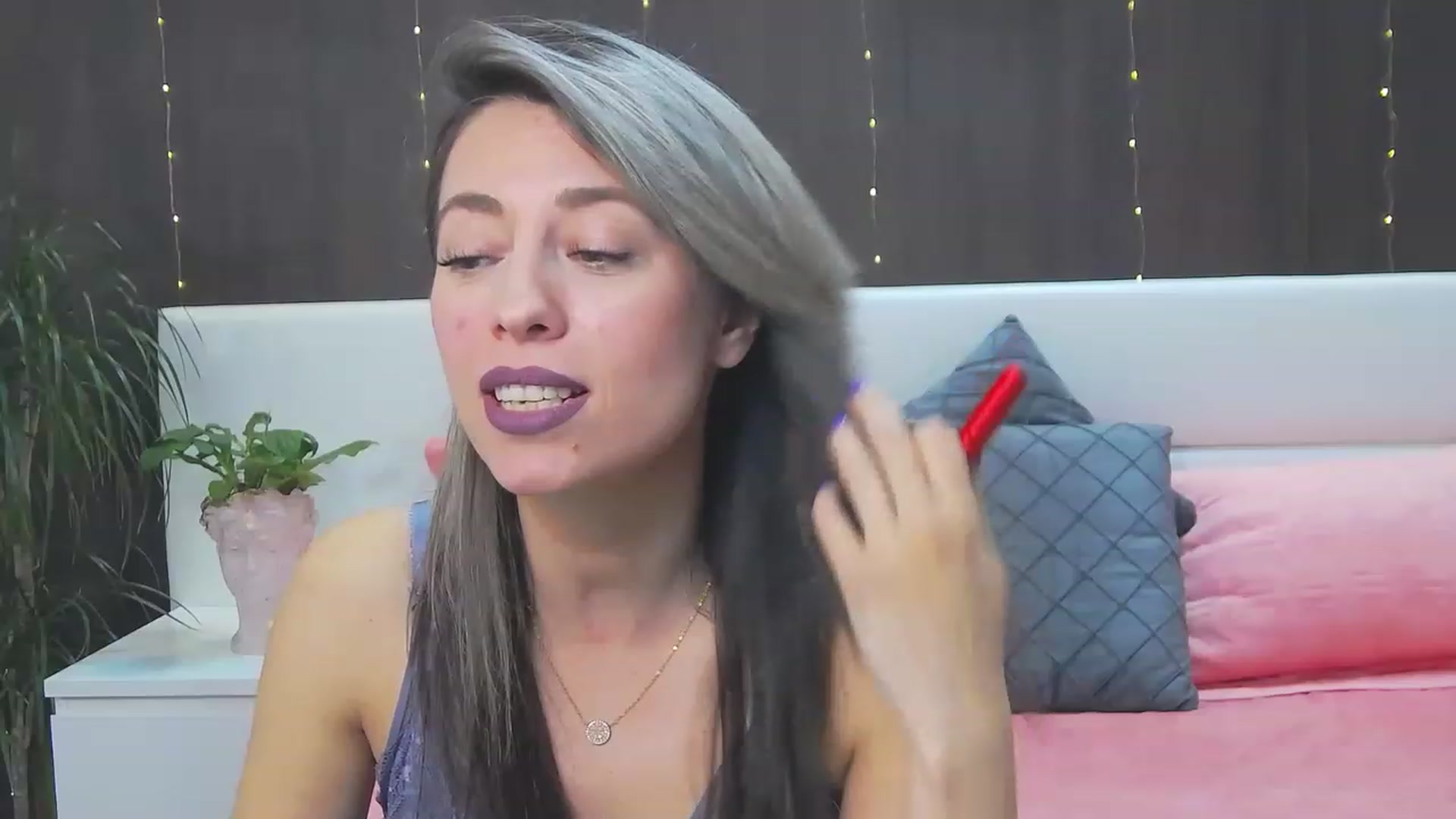 Gallery image thumbnail from PoxyVibe's myfreecams stream on, 02/27/2023, 20:28 image 13 of 20