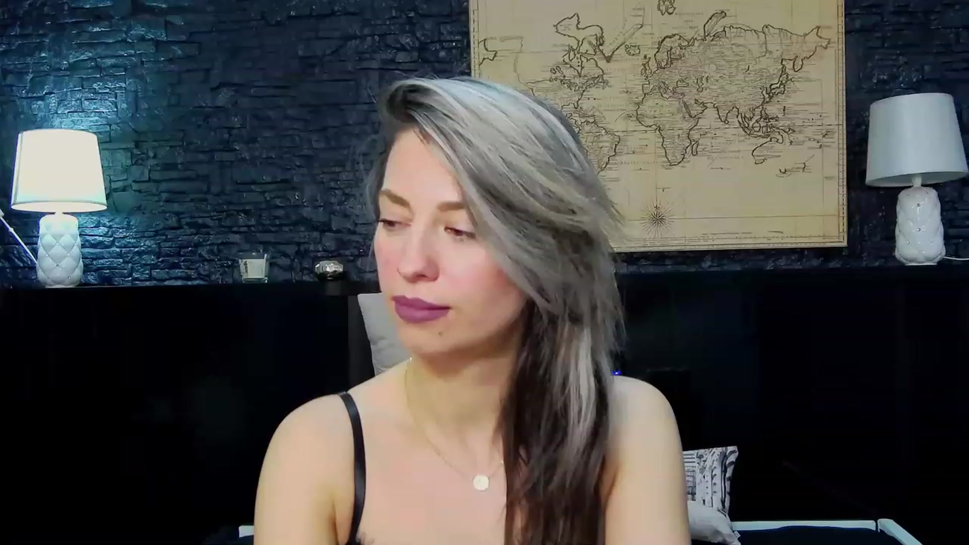 Gallery image thumbnail from PoxyVibe's myfreecams stream on, 02/28/2023, 20:13 image 3 of 20