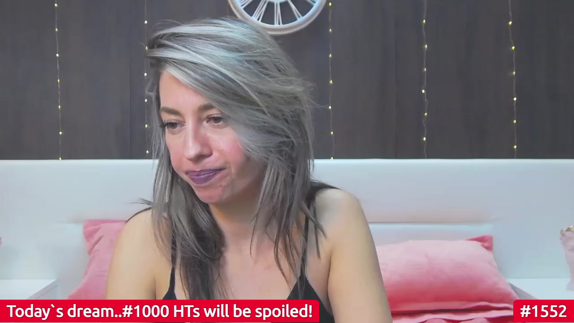 Gallery image thumbnail from PoxyVibe's myfreecams stream on, 03/03/2023, 20:35 image 11 of 20
