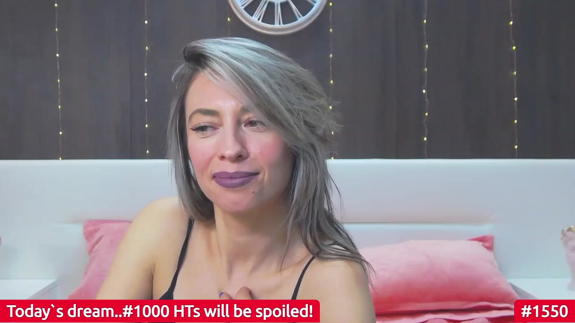 Gallery image thumbnail from PoxyVibe's myfreecams stream on, 03/03/2023, 20:35 image 10 of 20