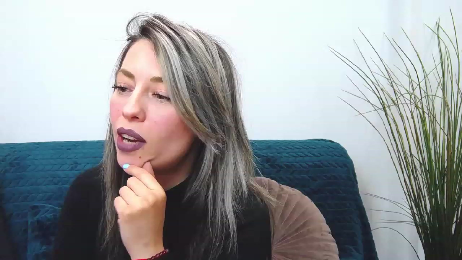Gallery image thumbnail from PoxyVibe's myfreecams stream on, 03/07/2023, 15:08 image 7 of 20