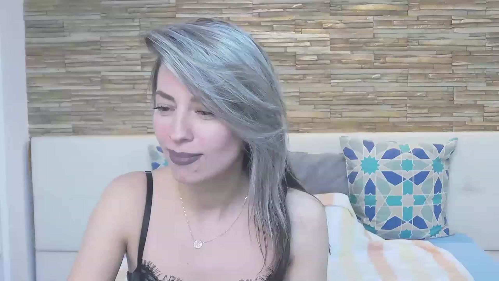 Gallery image thumbnail from PoxyVibe's myfreecams stream on, 03/07/2023, 19:13 image 12 of 20