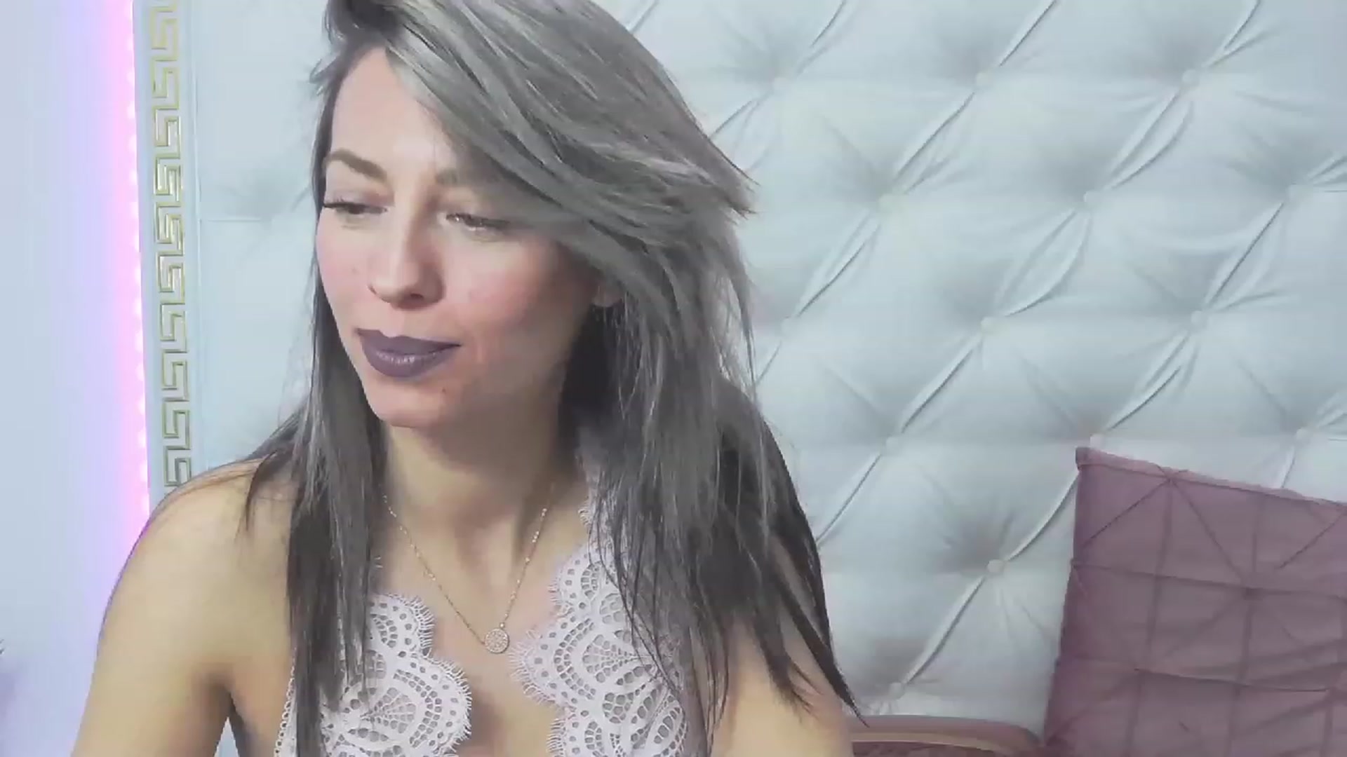 Gallery image thumbnail from PoxyVibe's myfreecams stream on, 03/08/2023, 19:43 image 8 of 20
