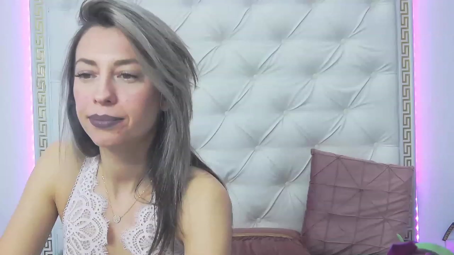 Gallery image thumbnail from PoxyVibe's myfreecams stream on, 03/08/2023, 19:43 image 9 of 20