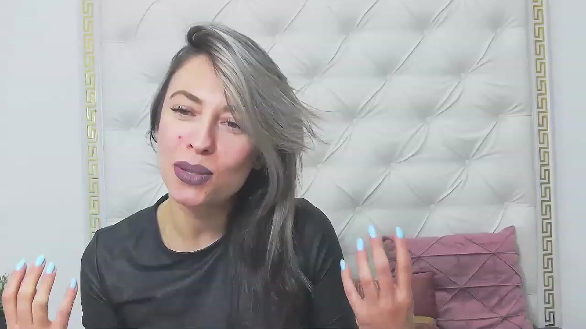 Gallery image thumbnail from PoxyVibe's myfreecams stream on, 03/09/2023, 16:23 image 1 of 20