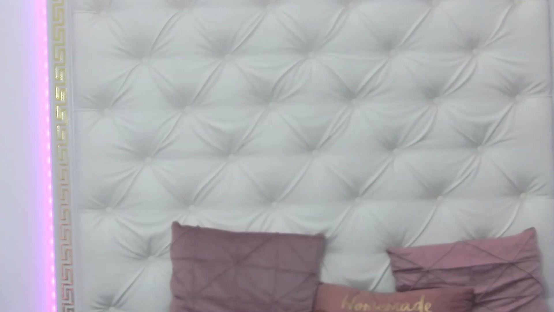 Gallery image thumbnail from PoxyVibe's myfreecams stream on, 03/09/2023, 20:35 image 10 of 20