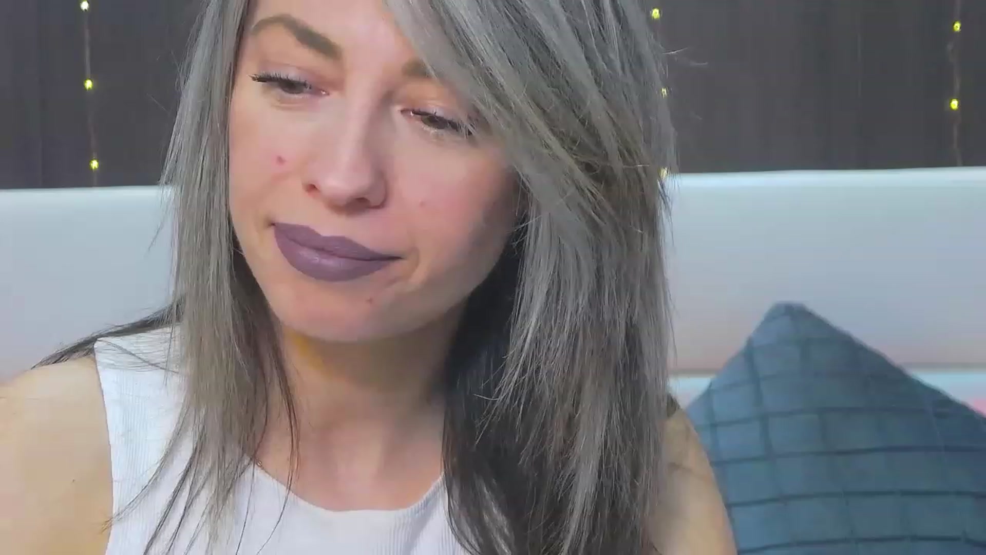 Gallery image thumbnail from PoxyVibe's myfreecams stream on, 03/10/2023, 16:35 image 2 of 20