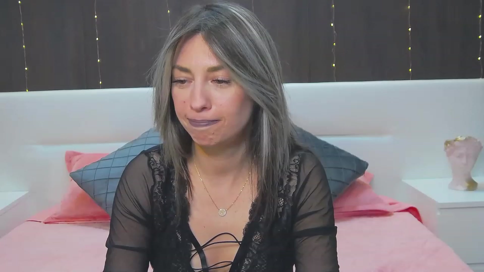 Gallery image thumbnail from PoxyVibe's myfreecams stream on, 03/10/2023, 19:14 image 5 of 20