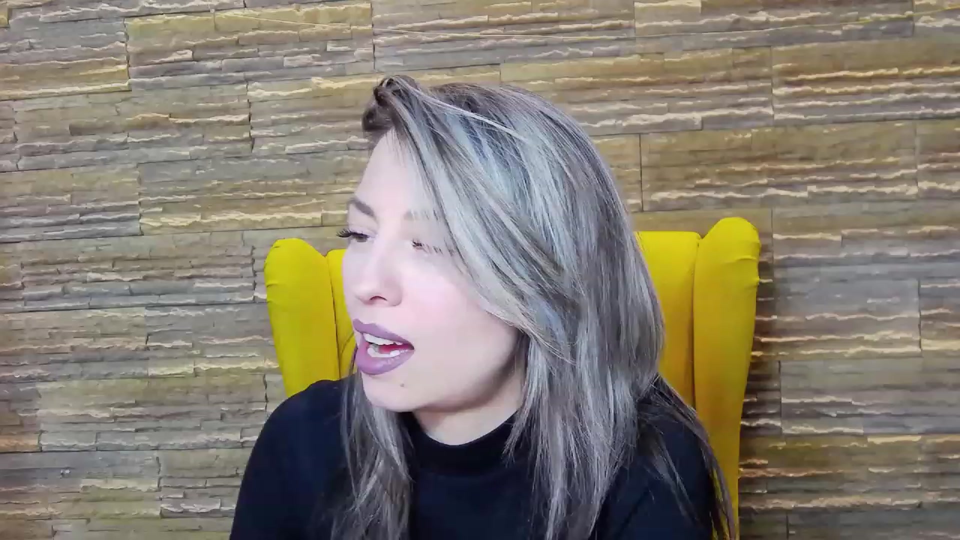 Gallery image thumbnail from PoxyVibe's myfreecams stream on, 03/13/2023, 16:00 image 17 of 20