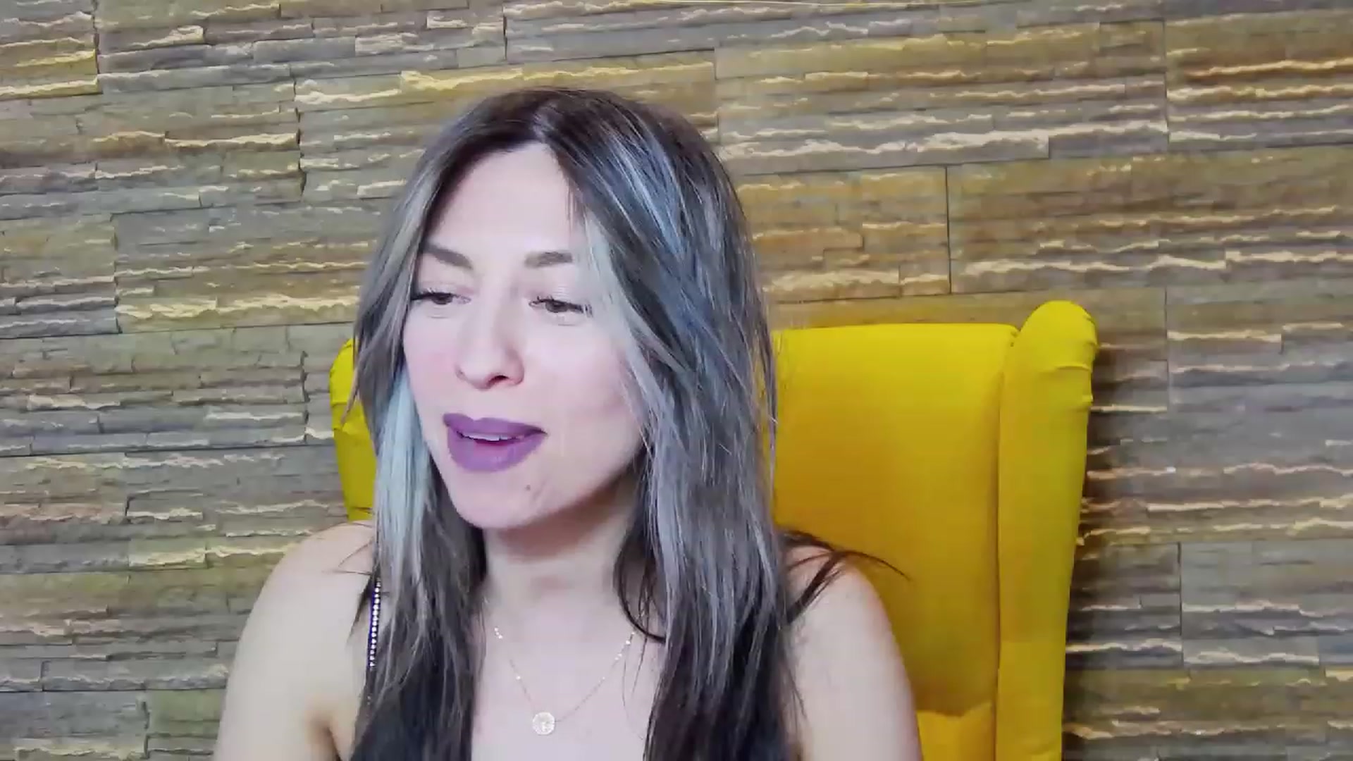 Gallery image thumbnail from PoxyVibe's myfreecams stream on, 03/13/2023, 19:13 image 13 of 20