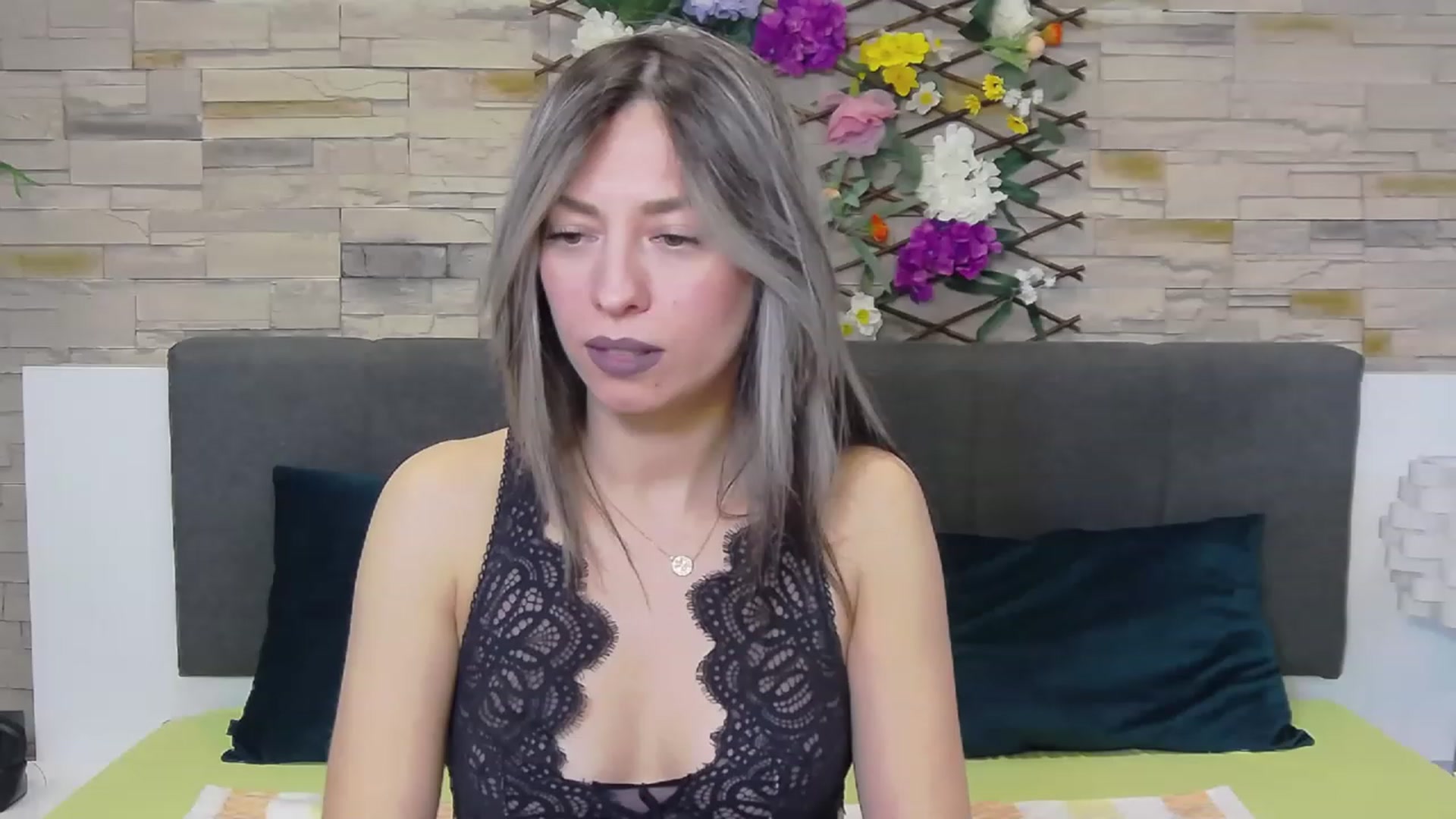 Gallery image thumbnail from PoxyVibe's myfreecams stream on, 03/16/2023, 16:34 image 9 of 20