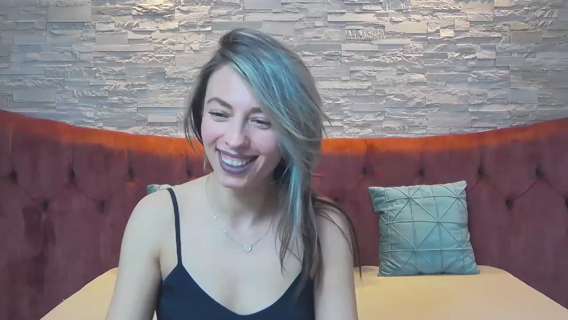 Gallery image thumbnail from PoxyVibe's myfreecams stream on, 03/17/2023, 16:07 image 12 of 20