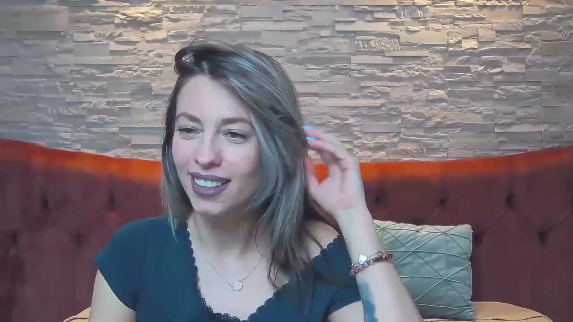 Gallery image thumbnail from PoxyVibe's myfreecams stream on, 03/20/2023, 20:33 image 7 of 20