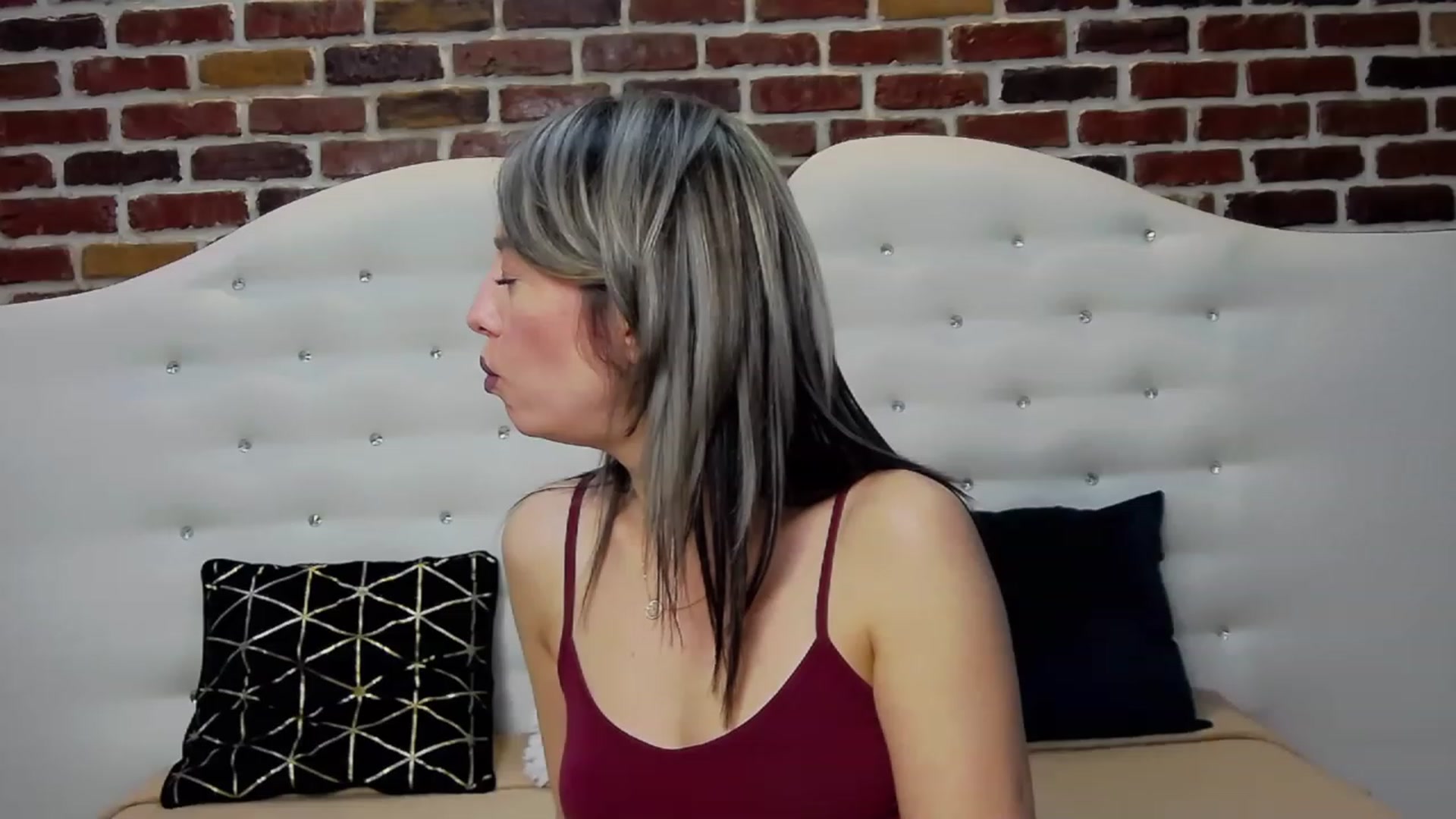Gallery image thumbnail from PoxyVibe's myfreecams stream on, 03/22/2023, 14:27 image 14 of 20