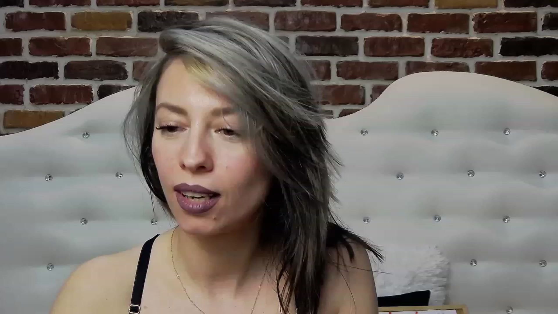 Gallery image thumbnail from PoxyVibe's myfreecams stream on, 03/23/2023, 18:37 image 7 of 20