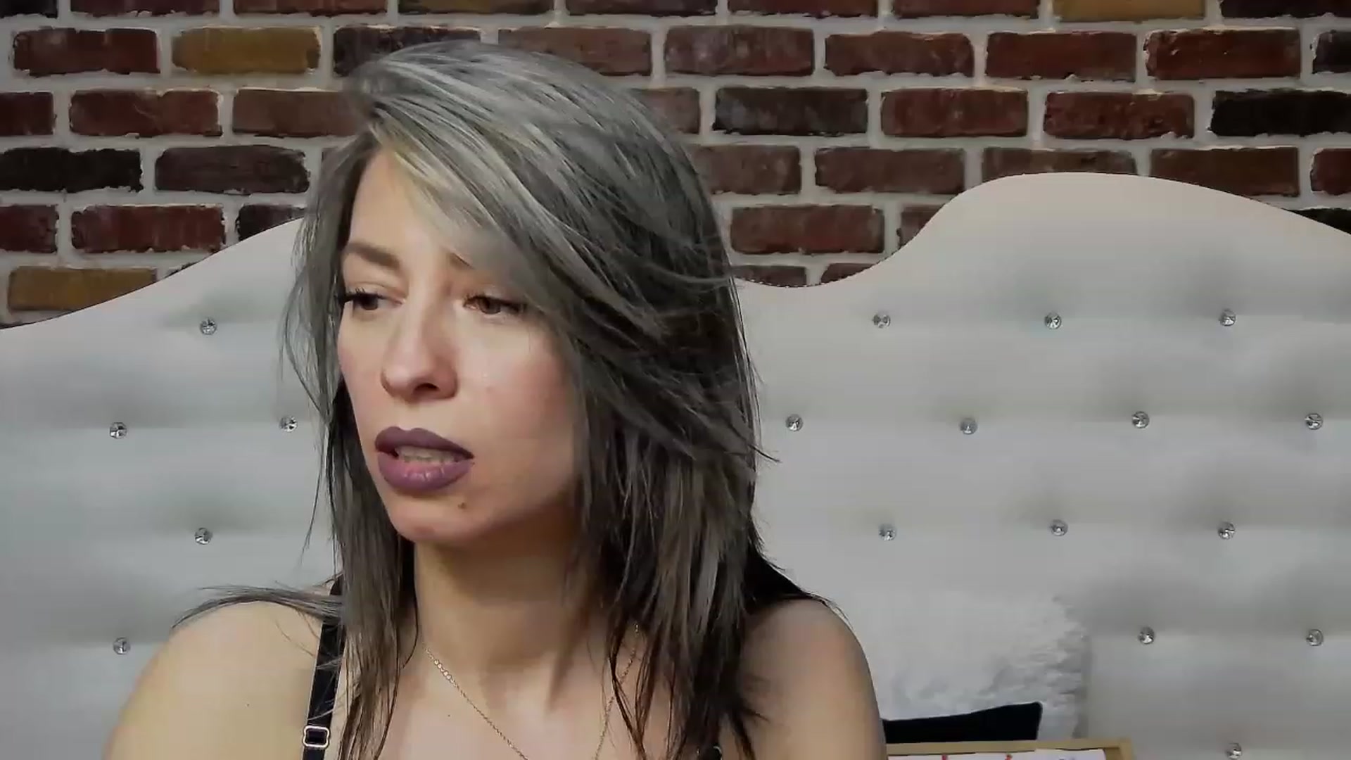 Gallery image thumbnail from PoxyVibe's myfreecams stream on, 03/23/2023, 18:37 image 13 of 20