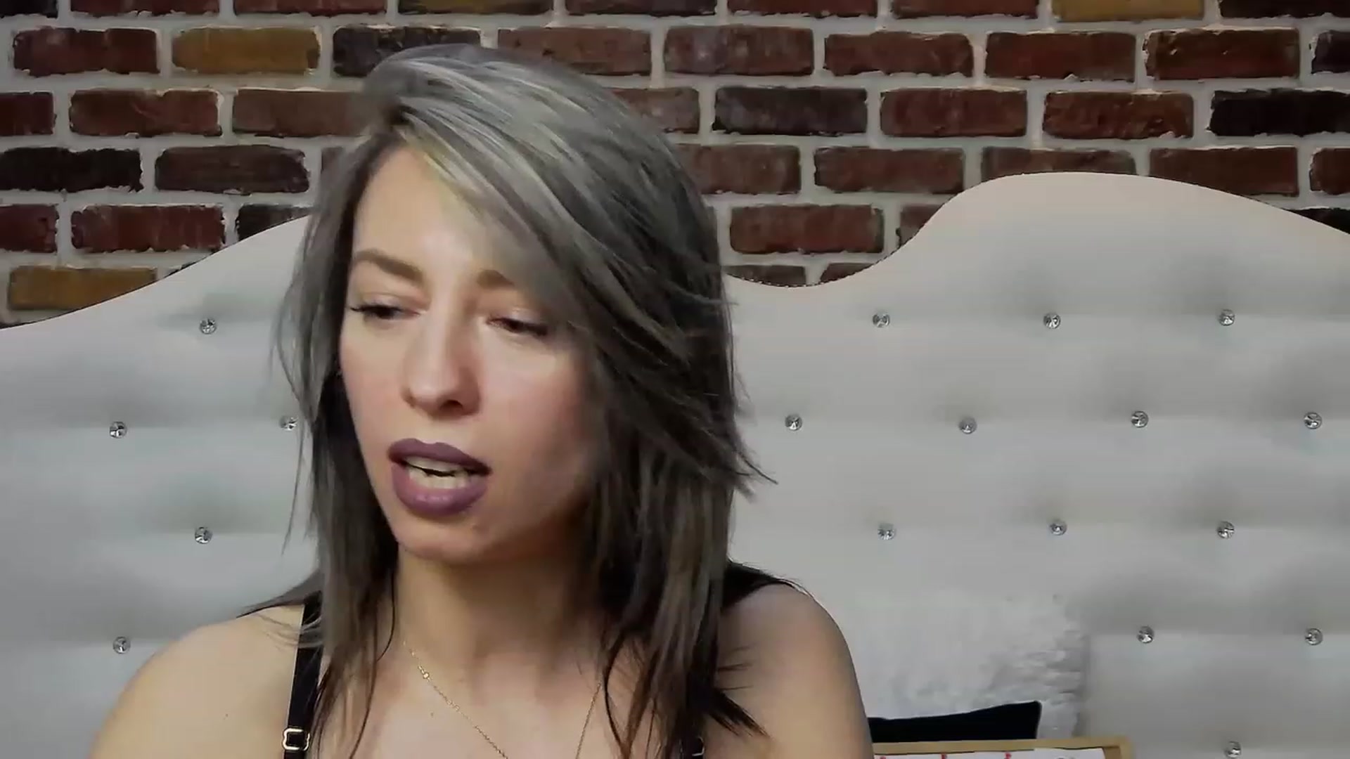 Gallery image thumbnail from PoxyVibe's myfreecams stream on, 03/23/2023, 18:37 image 12 of 20