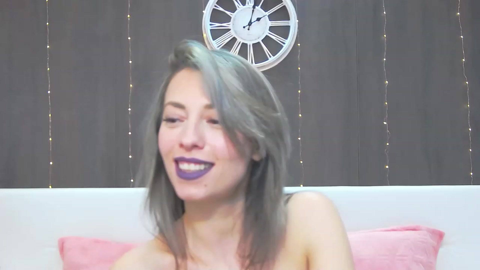 Gallery image thumbnail from PoxyVibe's myfreecams stream on, 03/27/2023, 15:14 image 1 of 20