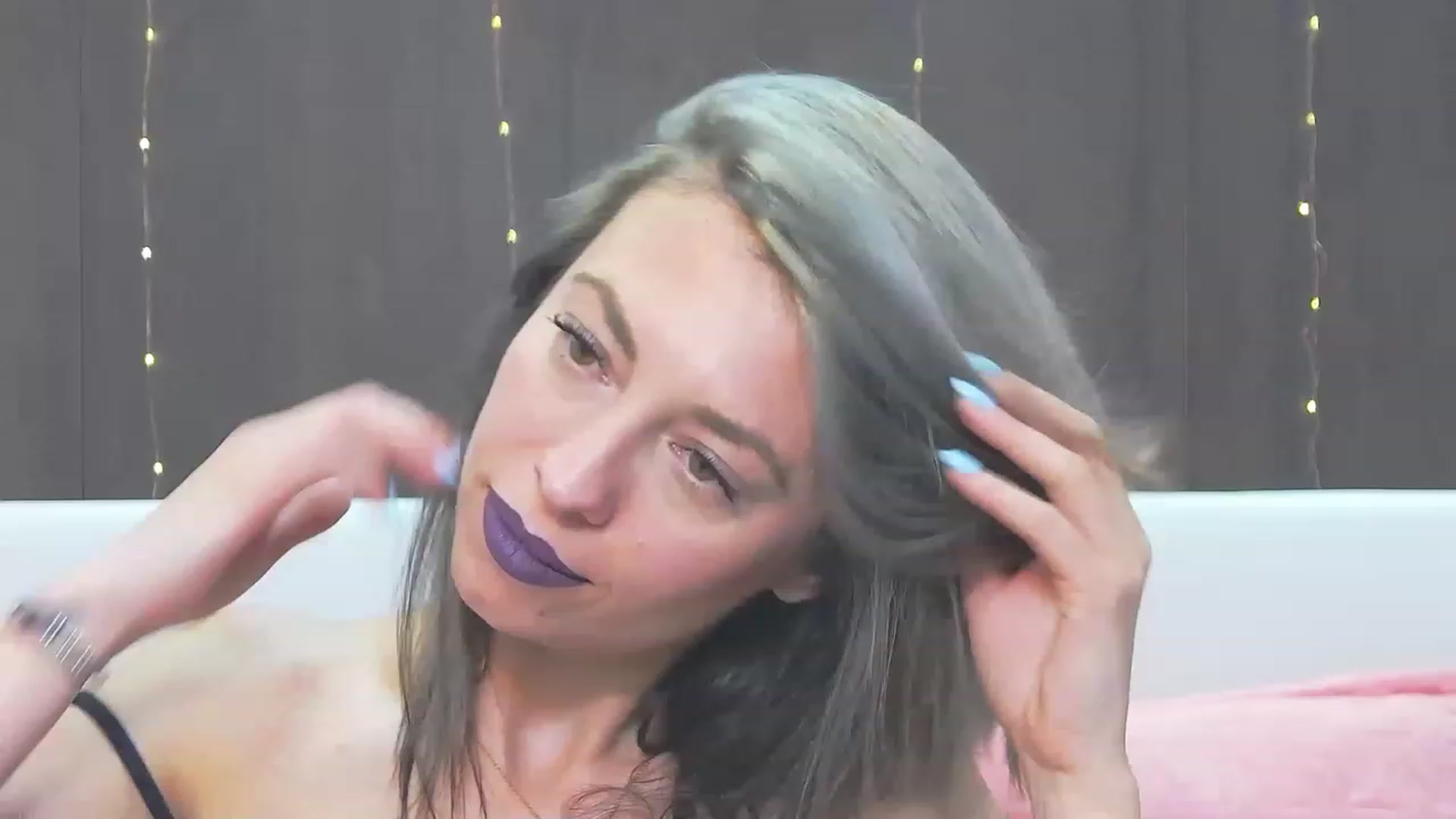 Gallery image thumbnail from PoxyVibe's myfreecams stream on, 03/27/2023, 16:13 image 14 of 20