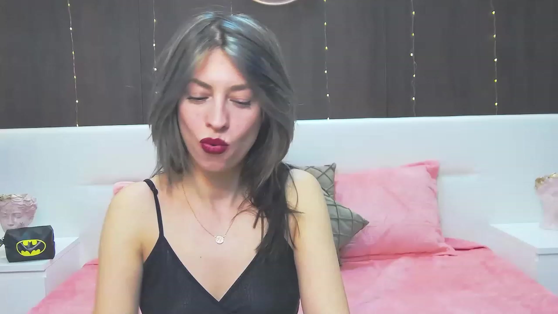 Gallery image thumbnail from PoxyVibe's myfreecams stream on, 04/03/2023, 17:48 image 8 of 20