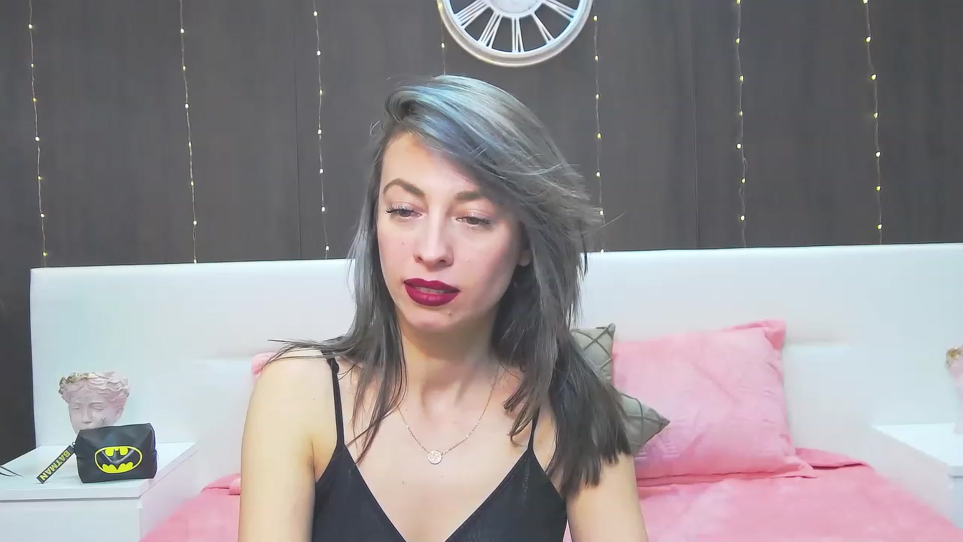 Gallery image thumbnail from PoxyVibe's myfreecams stream on, 04/03/2023, 17:48 image 7 of 20
