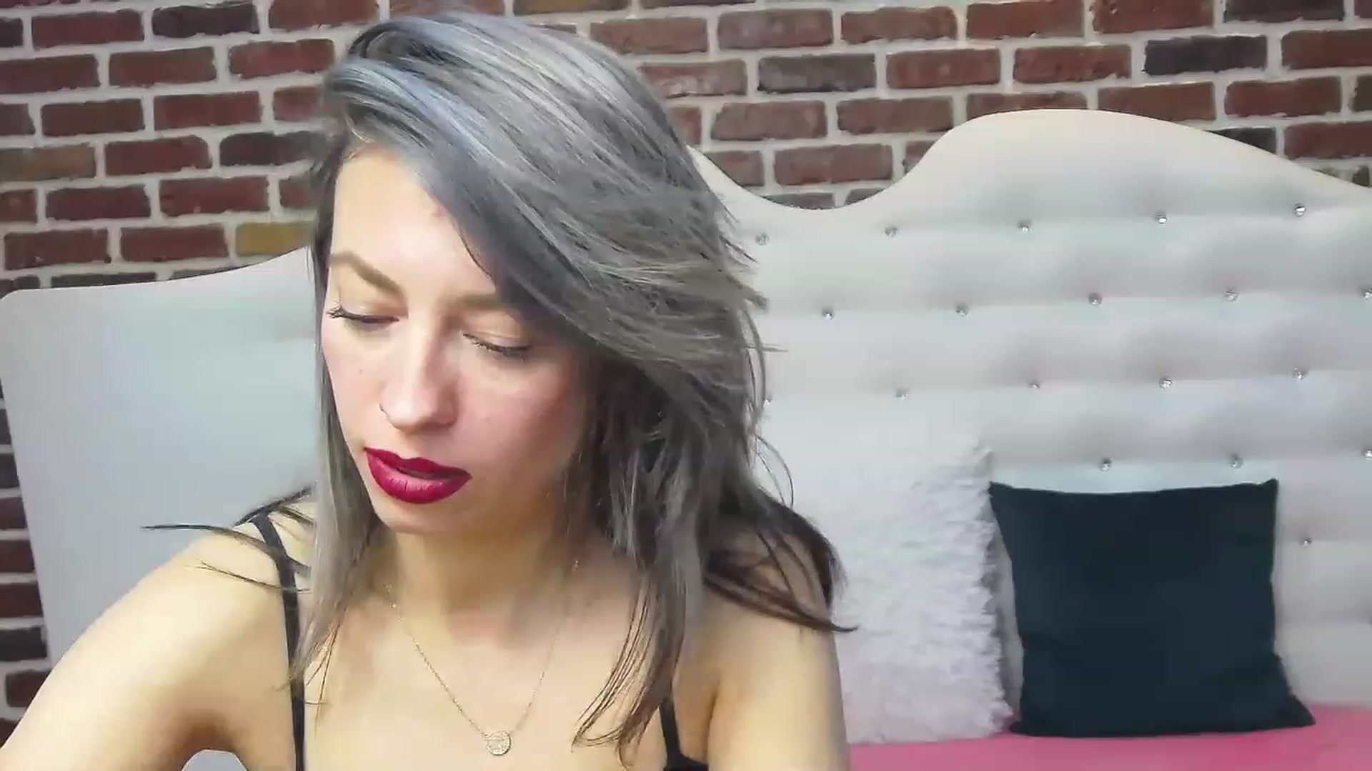 Gallery image thumbnail from PoxyVibe's myfreecams stream on, 04/05/2023, 15:48 image 14 of 20