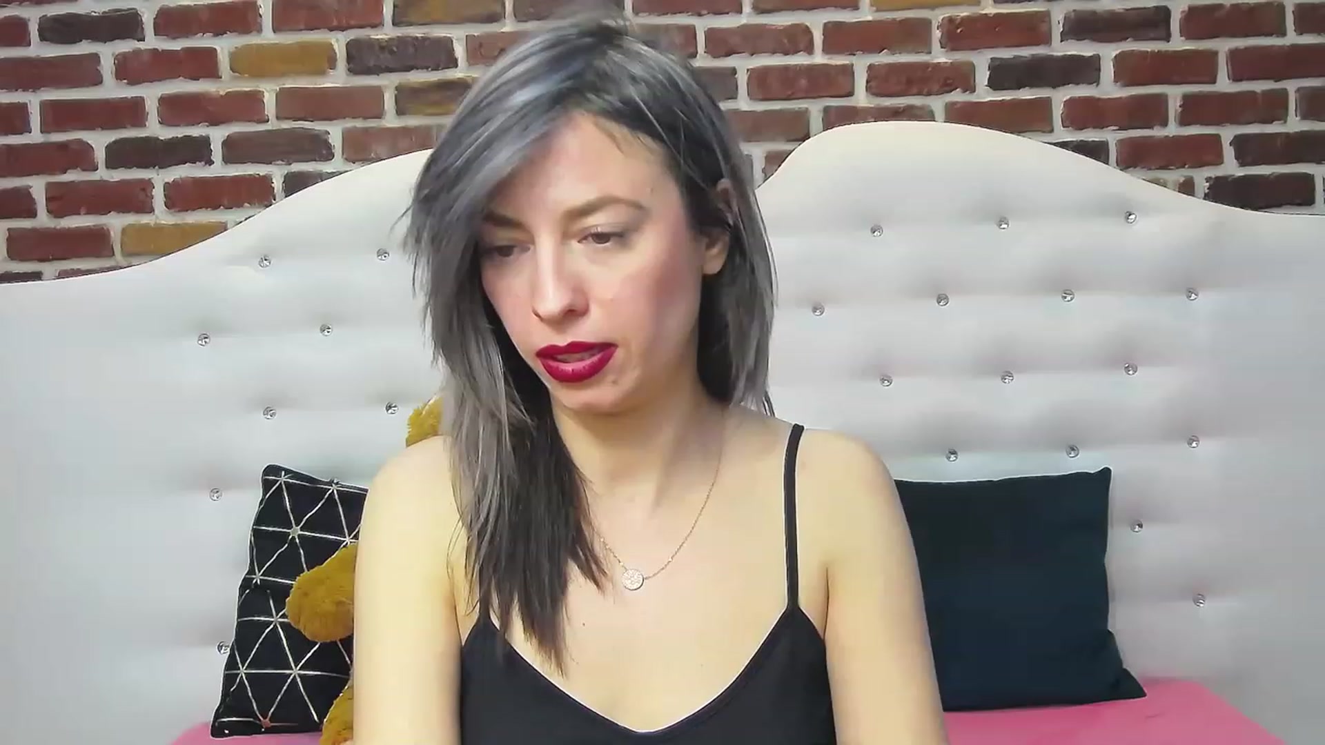 Gallery image thumbnail from PoxyVibe's myfreecams stream on, 04/05/2023, 15:48 image 19 of 20