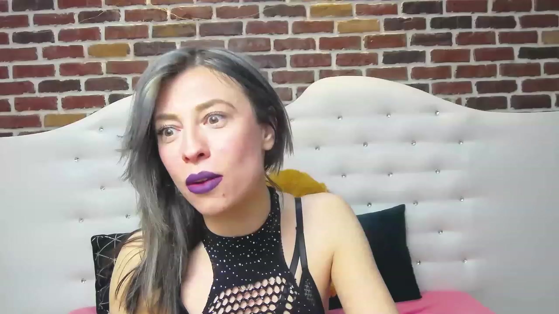 Gallery image thumbnail from PoxyVibe's myfreecams stream on, 04/07/2023, 18:57 image 8 of 20