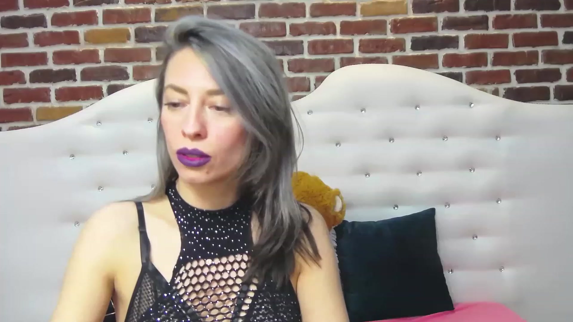 Gallery image thumbnail from PoxyVibe's myfreecams stream on, 04/07/2023, 18:57 image 18 of 20