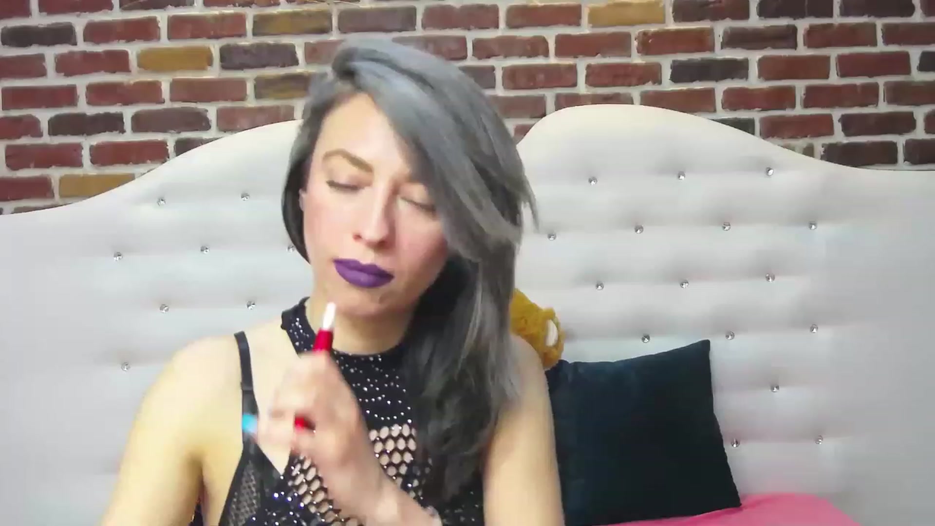 Gallery image thumbnail from PoxyVibe's myfreecams stream on, 04/07/2023, 18:57 image 13 of 20