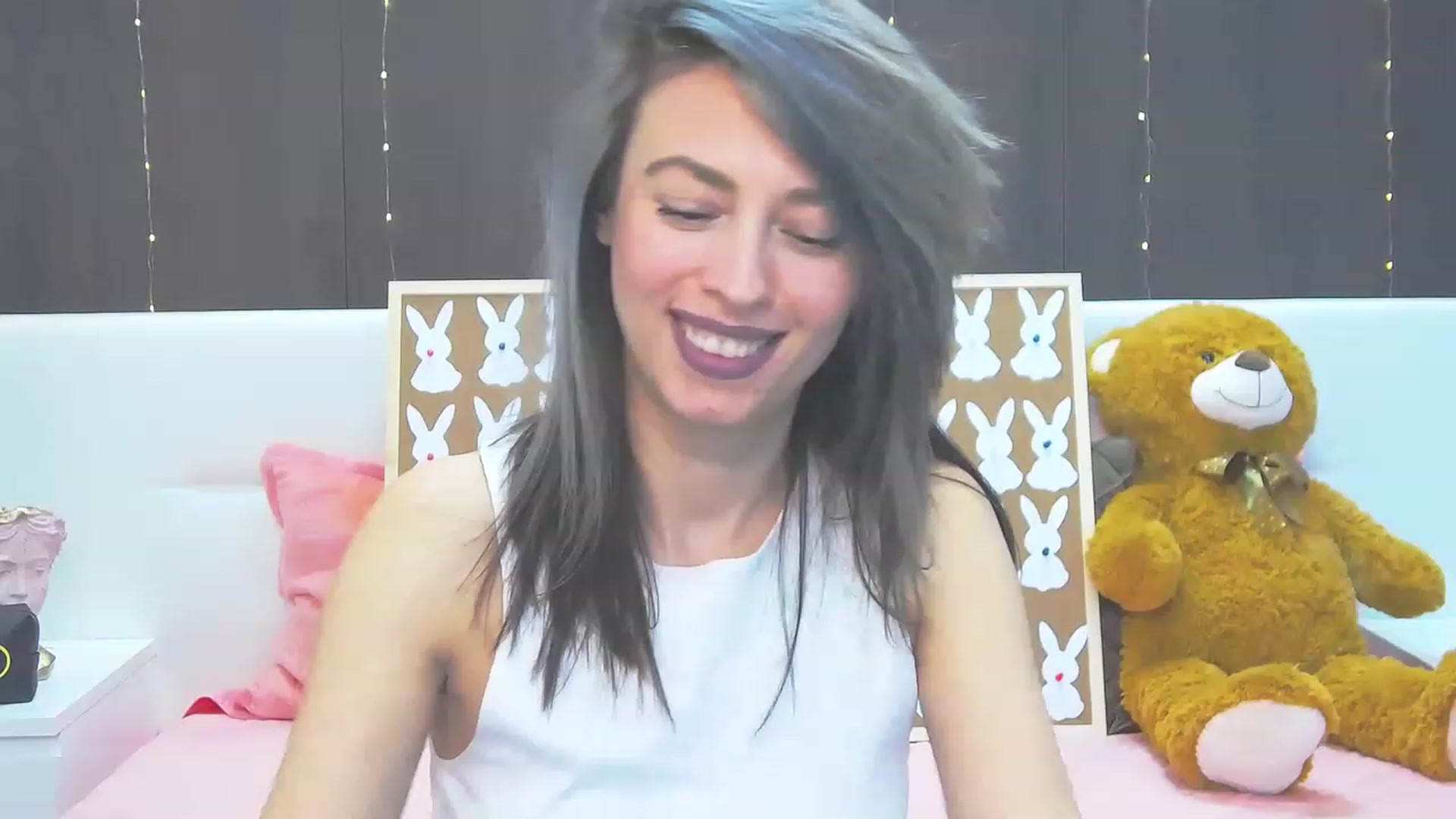 Gallery image thumbnail from PoxyVibe's myfreecams stream on, 04/13/2023, 15:27 image 17 of 20