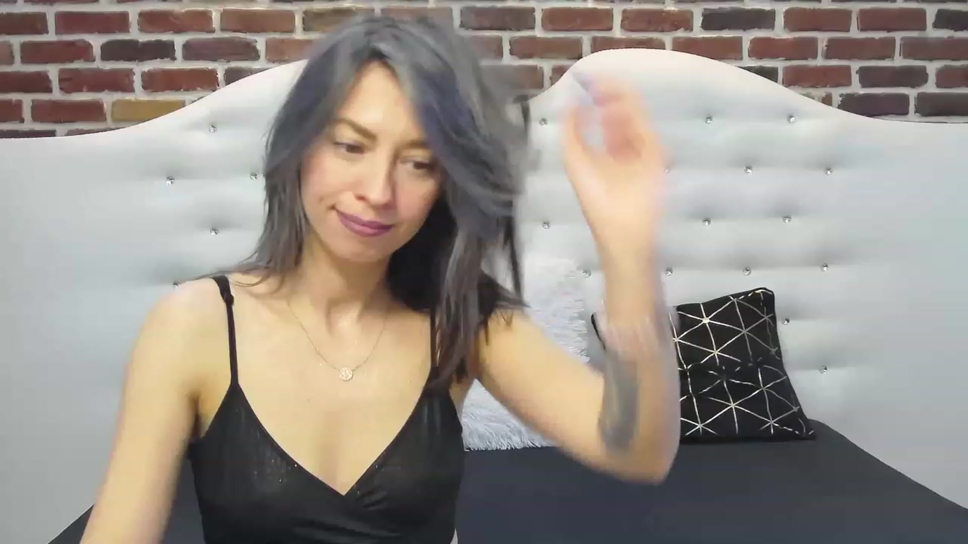 Gallery image thumbnail from PoxyVibe's myfreecams stream on, 04/20/2023, 14:32 image 1 of 20