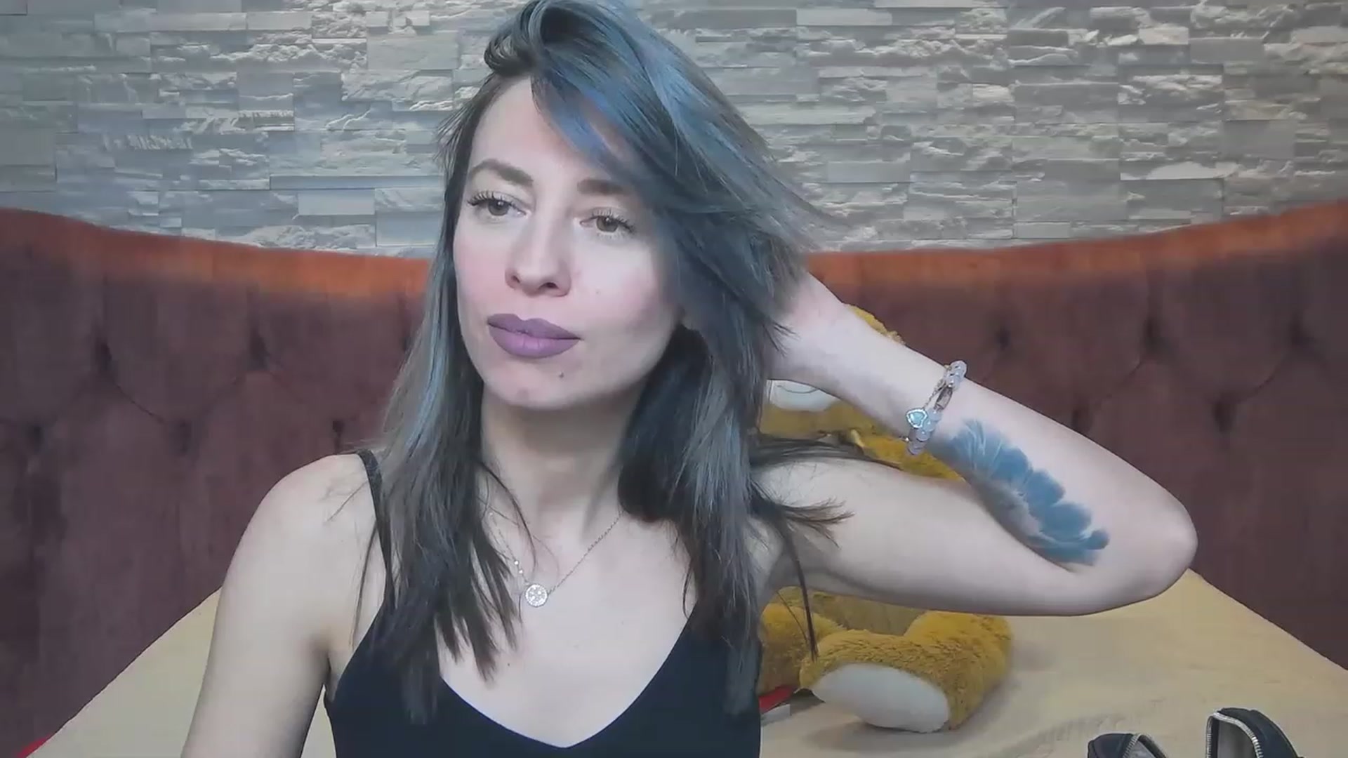 Gallery image thumbnail from PoxyVibe's myfreecams stream on, 04/22/2023, 19:12 image 2 of 20