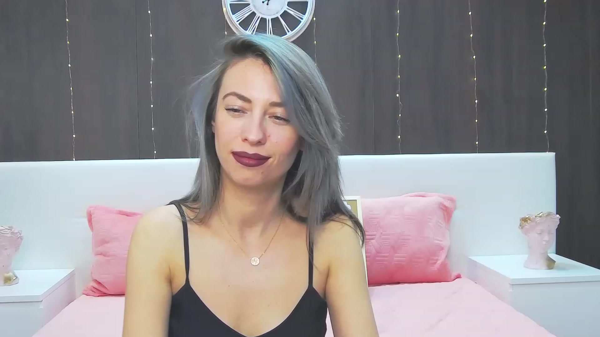Gallery image thumbnail from PoxyVibe's myfreecams stream on, 04/24/2023, 19:34 image 1 of 20