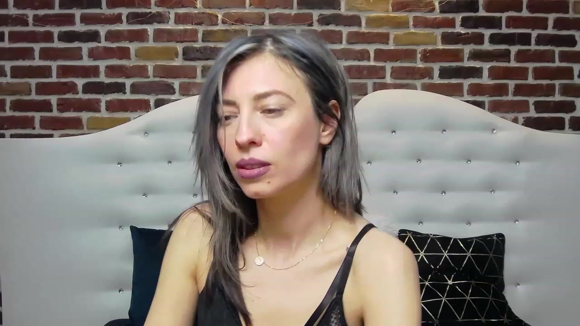 Gallery image thumbnail from PoxyVibe's myfreecams stream on, 04/25/2023, 18:46 image 5 of 20