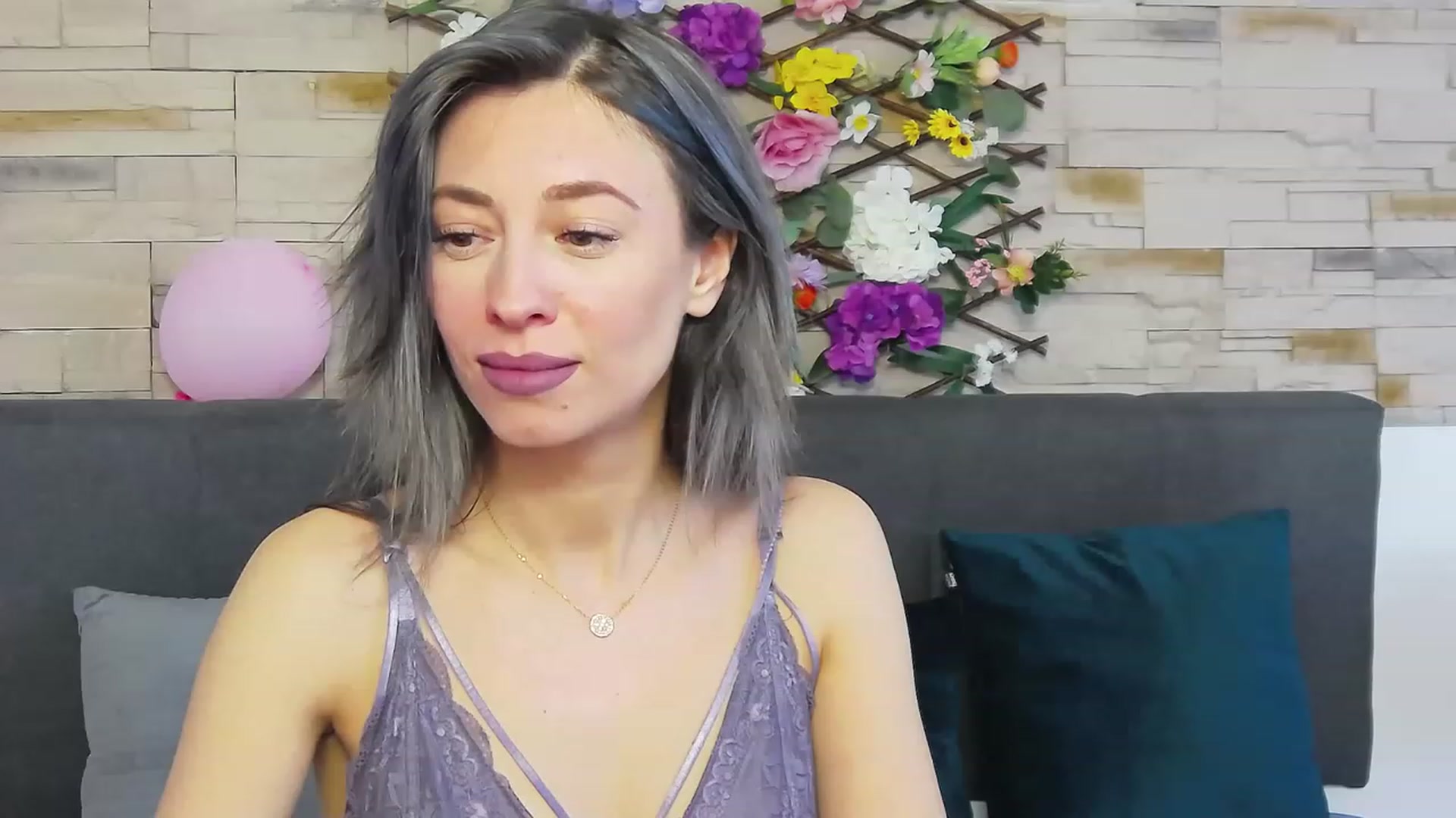 Gallery image thumbnail from PoxyVibe's myfreecams stream on, 05/01/2023, 15:17 image 1 of 20