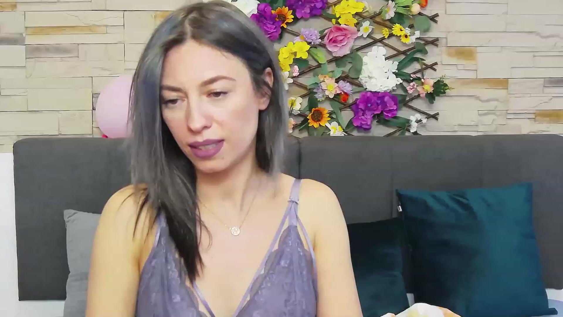 Gallery image thumbnail from PoxyVibe's myfreecams stream on, 05/01/2023, 16:15 image 4 of 20